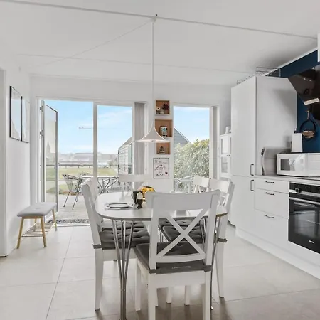 Lovely Home In Assens With House Sea View בית נופש