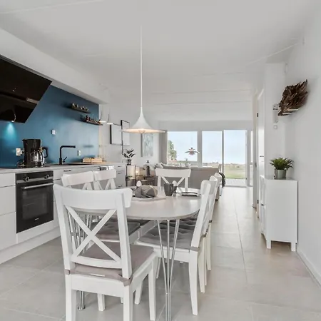 Lovely Home In Assens With House Sea View * אסנס