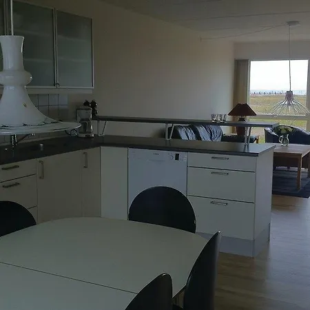 Lovely Home In Assens With House Sea View בית נופש אסנס